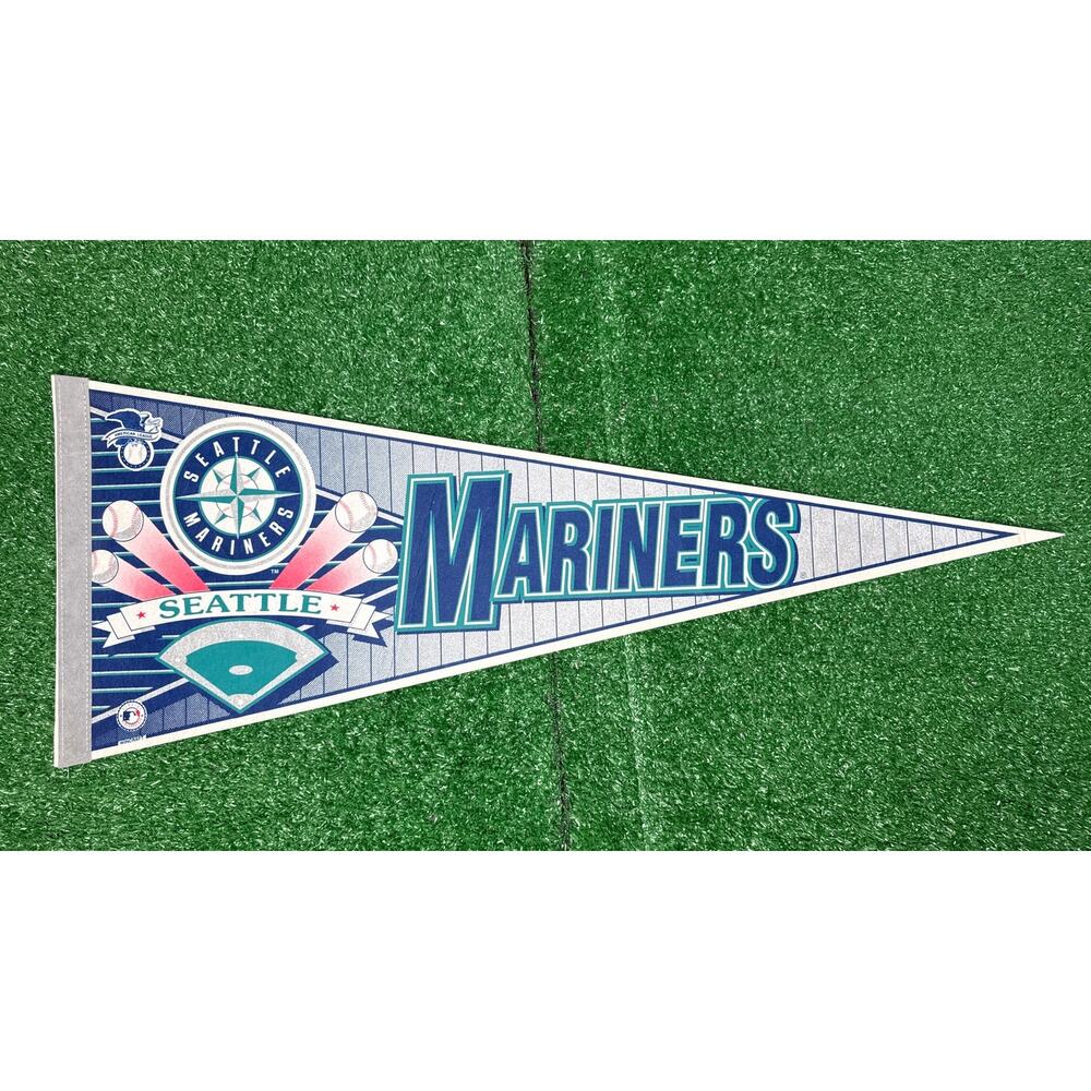Vintage Seattle Mariners Felt Pennant 12x30 MLB Baseball Wall Decor Retro